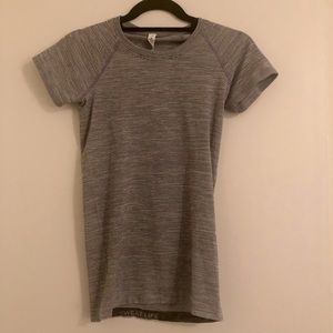 Lululemon swiftly tech short sleeve. Size 4